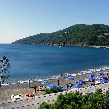 Capo Sud Szálloda 3*