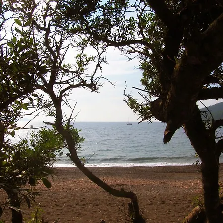 Capo Sud Szálloda Lacona